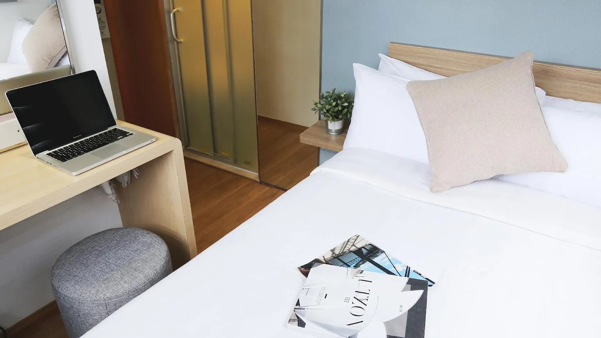 Bridal Tea House Hotel - Yaumatei Hong Kong