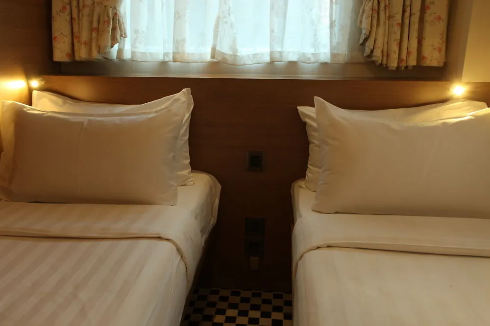 Bridal Tea House Hotel - Yaumatei Hong Kong China
