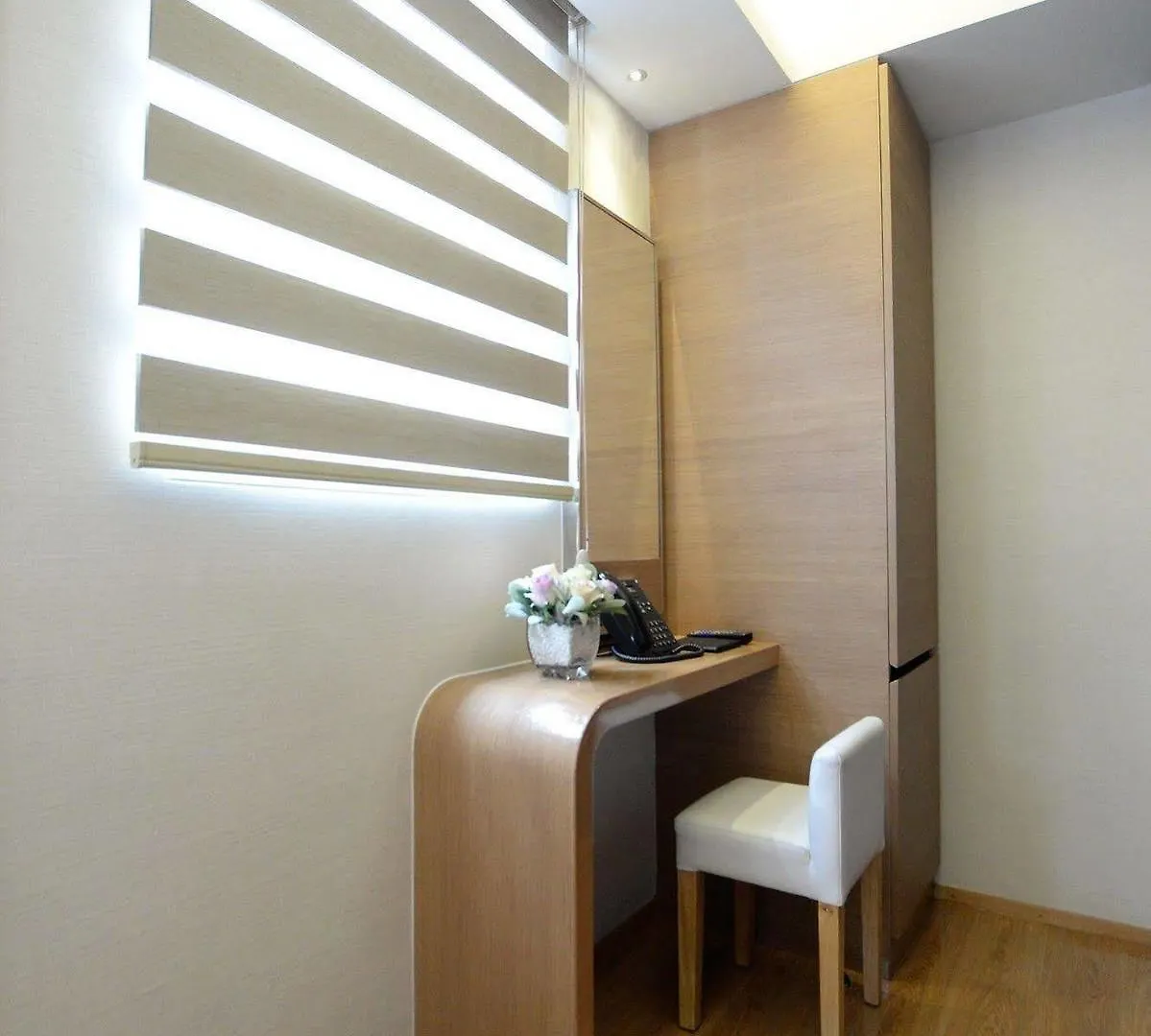 Bridal Tea House Hotel - Yaumatei Hong Kong