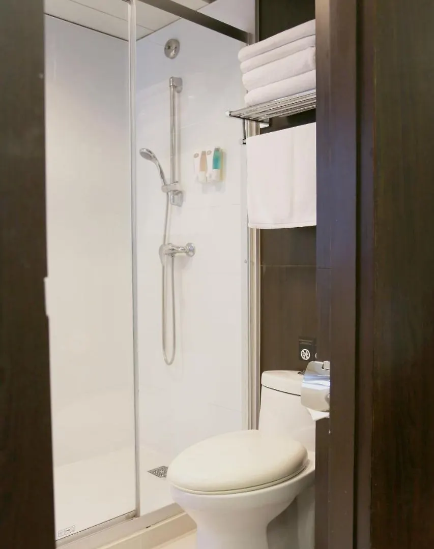Bridal Tea House Hotel - Yaumatei Hong Kong 3*,