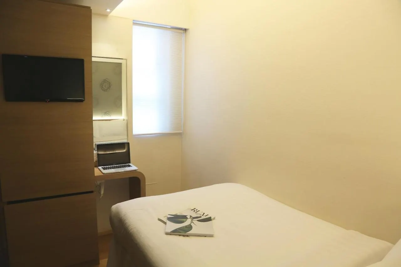 Bridal Tea House Hotel - Yaumatei Hong Kong 3*,